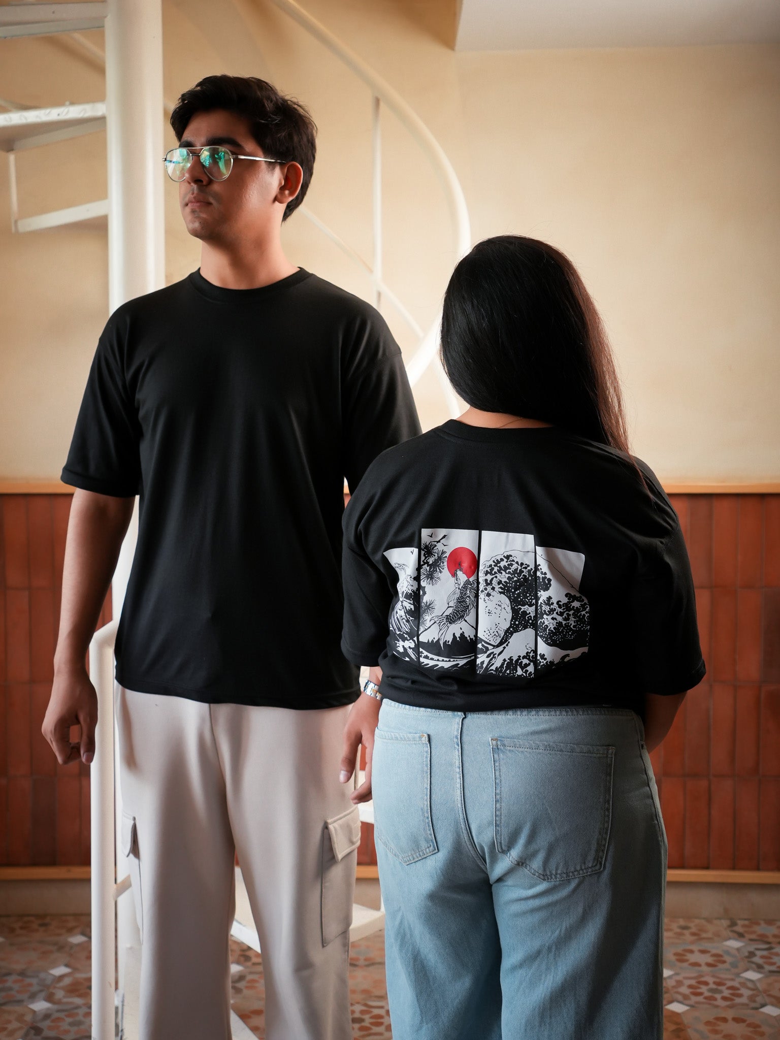 Black unisex graphic Tee